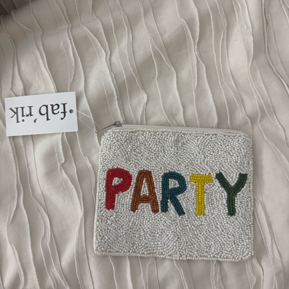 Beaded “Party” coin purse from fabrik